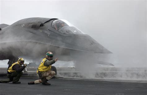 Stealth (2005) .